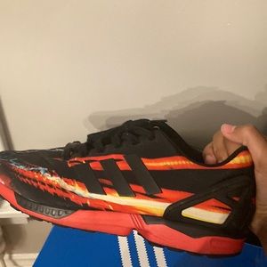 Adidas sobakov